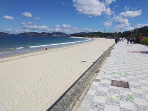 Piso con aparcamiento cerca de playa Samil