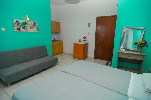 Gallery image of Ampelaki Studios in Boukari