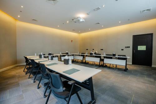 El área de trabajo o centro de convenciones de Barcelo Al Jaddaf, Dubai