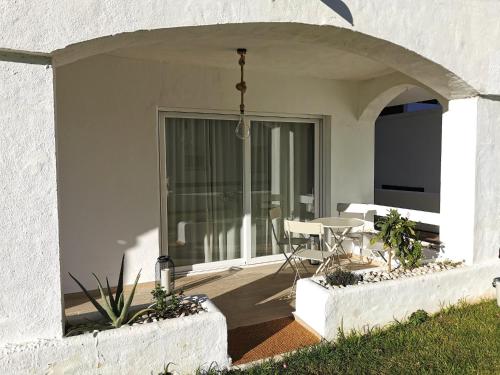 Imagen de la galería de Bright 2 bedroom apt Golden Mile next to beach RDR225, en Marbella