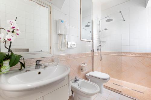 Ένα μπάνιο στο Villa Maresca B&B