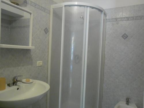 Ένα μπάνιο στο Appartamenti Claudia Rio
