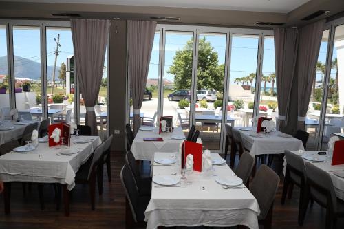 Gallery image of Dolce Italia Residence in Radhimë