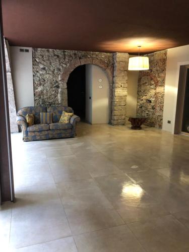 Afbeelding uit fotogalerij van Ca' Giorgina Apartments 1 in Arco