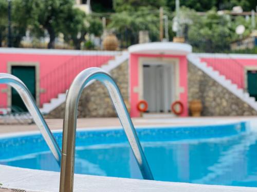 Πισίνα στο ή κοντά στο Afrodite's Loft & Studios