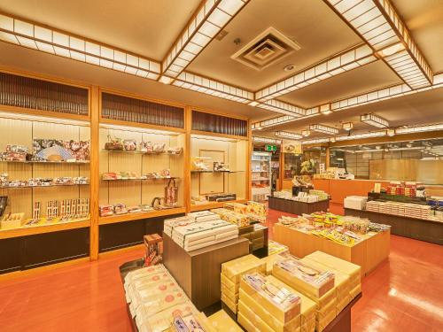 Φωτογραφία από το άλμπουμ του Ooedo Onsen Monogatari Premium Yoshinoya Irokuen σε Kaga