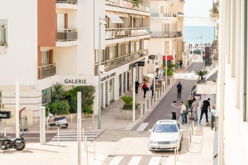 Superbe studio entièrement rénové - 50m croisette