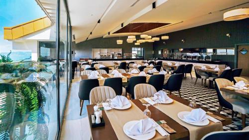 Cabir Deluxe Hotel Sapancaにあるレストランまたは飲食店