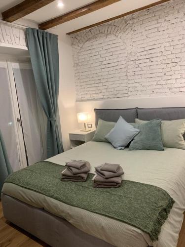 Elegant Suite in Milan Center