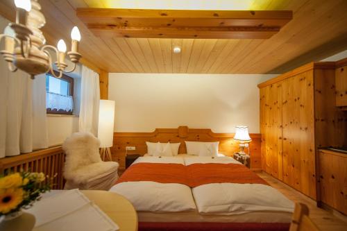 Ένα ή περισσότερα κρεβάτια σε δωμάτιο στο Arlsuites