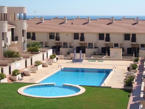 Bazén v ubytování Regia Bahia, Playas De Orihuela nebo v jeho okolí