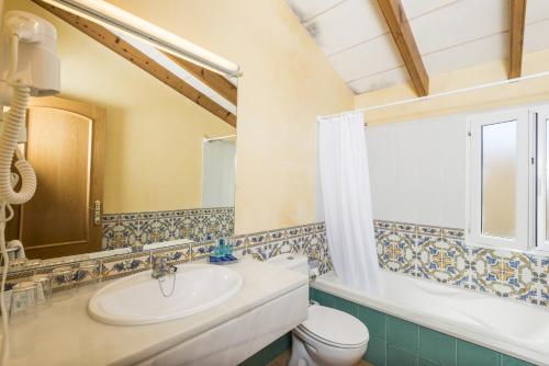 Vonios kambarys apgyvendinimo įstaigoje Villas Amarillas