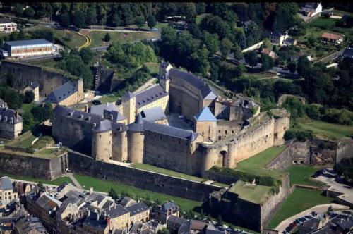 an aerial view of a castle at Appartement spacieux et atypique in Sedan