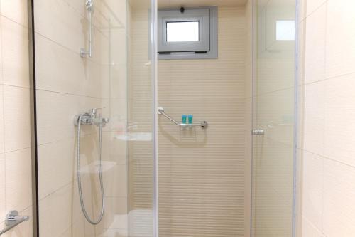 Bathroom sa Passas Mare Apartments & Studios