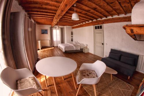 Posezení v ubytování les galets de l agly, 6 ch, 12 couchages Semaine ou WE famille amis copains