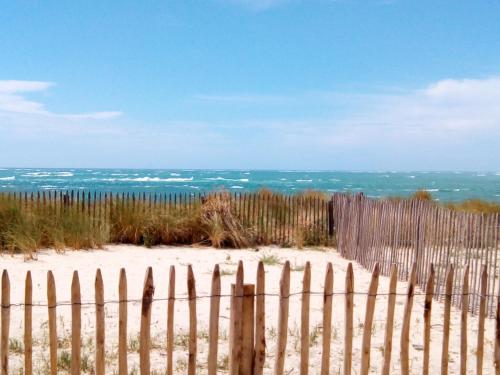 Gallery image of Comme dans un phare in Arcachon
