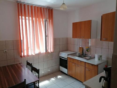 Kuchyň nebo kuchyňský kout v ubytování DMS Family House