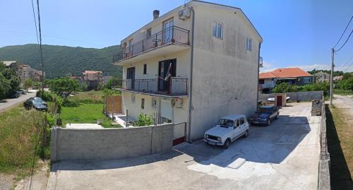 منظر الجبل العام أو منظر الجبل من الشقة