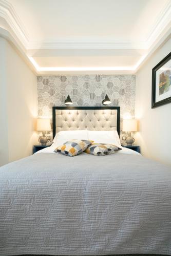 Roxford Lodge Hotel Image