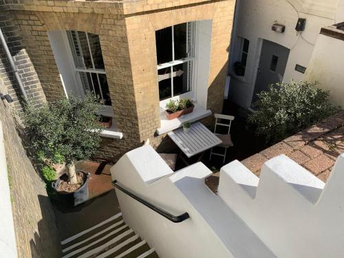 Balkoni atau teres di Olive Tree Apartment Hove