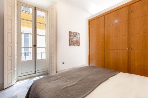 Apartamento con vistas a la Plaza de la Merced junto a la casa de Picasso