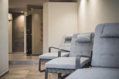 Ruang duduk di Emma Historic Hotel