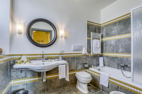 Koupelna v ubytování Relais Pian Di Vico