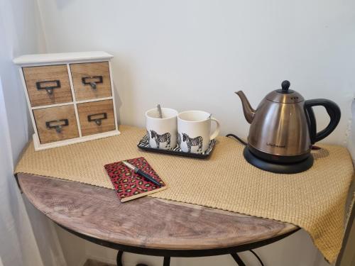 Kemudahan buat kopi dan teh di La Bastide