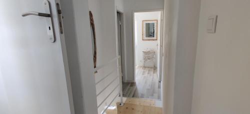 Nazaré Historic Beach House-1 minute to the beach