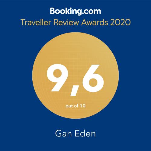 Certifikát, hodnocení, plakát nebo jiný dokument vystavený v ubytování Gan Eden B&B