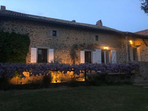 Holiday Gites in Dordogne are two charming, spacious gites offering privacy and tranquillity for that perfect get away holiday