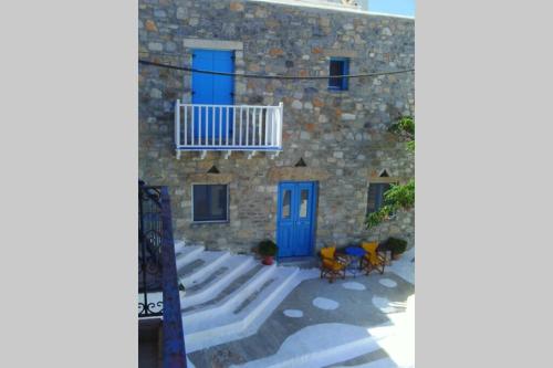 Popi Studios Two storey traditional house