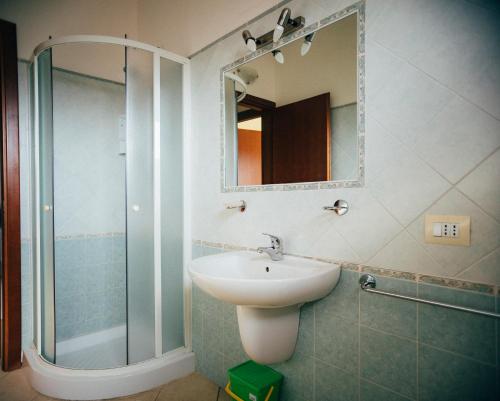 Vonios kambarys apgyvendinimo įstaigoje South Sardinia Holidays