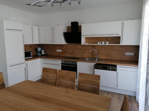 Kuchyňa alebo kuchynka v ubytovaní Appartement Franz Josef