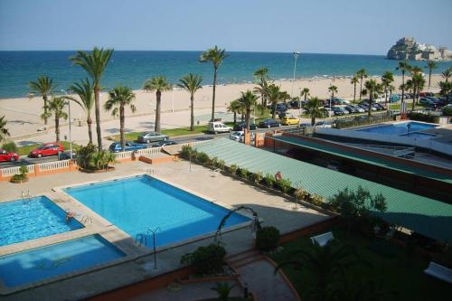 Apartamento en 1ª línea con piscina. Edificio Albatros II ...