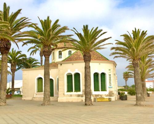 Gallery image of Casa Diana: Vista al mar y 3min a la playa y 30min a PortAventura in Torredembarra