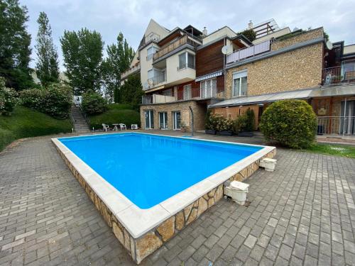 Vadvirág Apartman