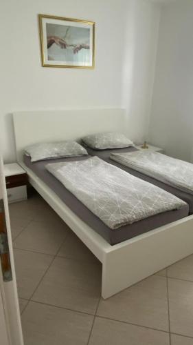 Vila Luca island KRK / Malinska