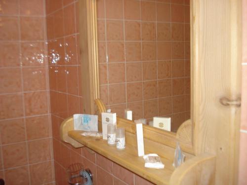 Salle de bains dans l'établissement Hotel Valkarana Country Relais