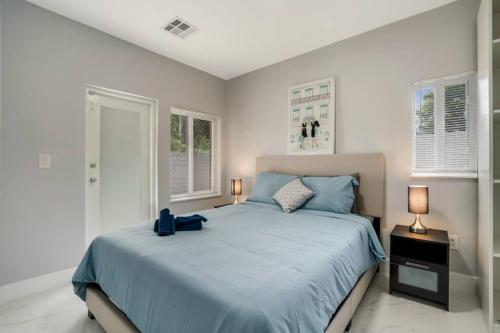 New! Cozy 2 BD 1 BTH Cottage in Miami Shores