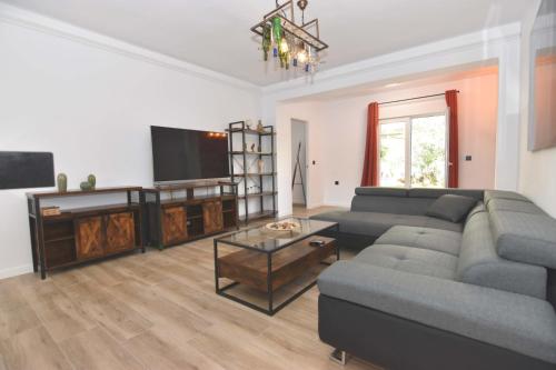 El Parque Suite
