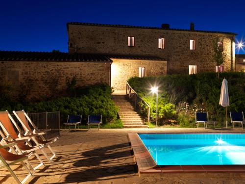 The swimming pool at or close to Agriturismo Piettorri