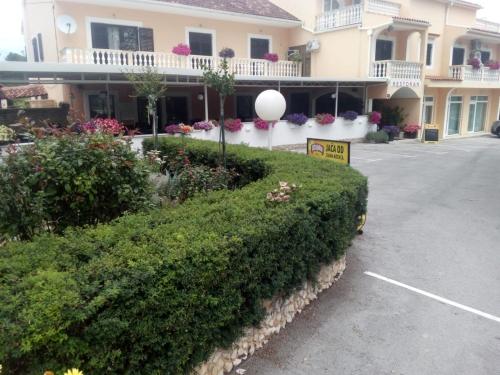 Gallery image of Pansion restoran Marin in Posedarje