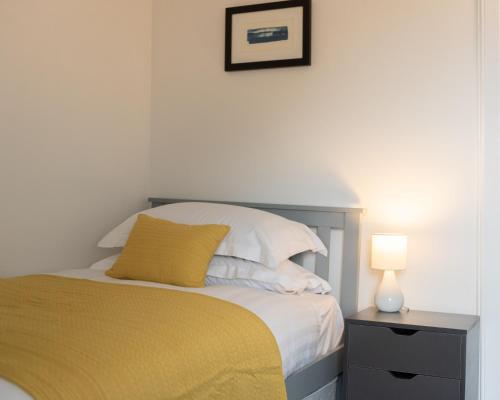 Burnbank Apartment – Photos 2