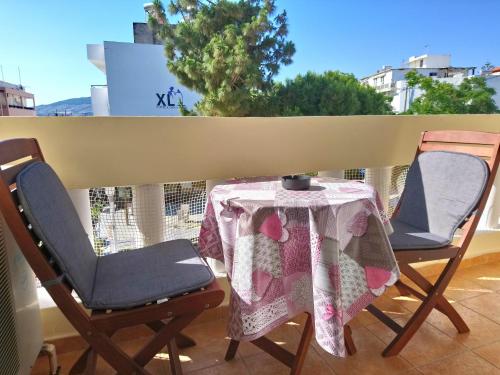 Michalis Apartment- Close to port, beaches