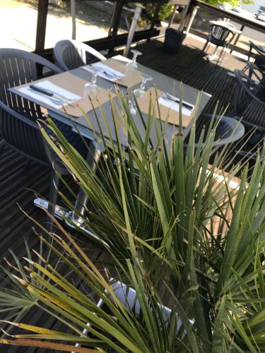 Φωτογραφία από το άλμπουμ του Fasthotel L'Eldorado σε Sébazac-Concourès