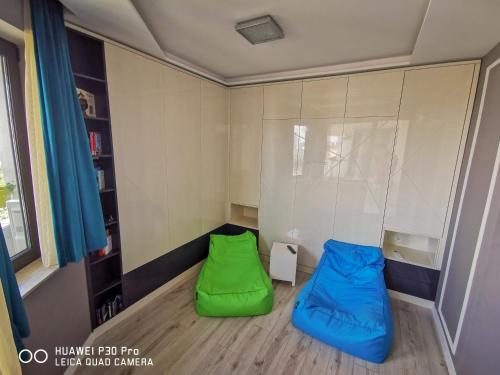 Χώρος καθιστικού στο Luxury Apartments Alix