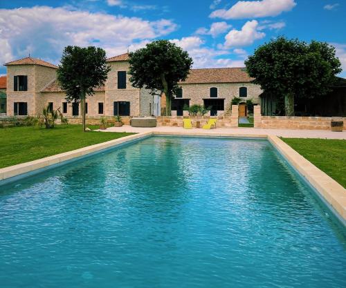 Πισίνα στο ή κοντά στο Manoir du Marquis de Montcalm