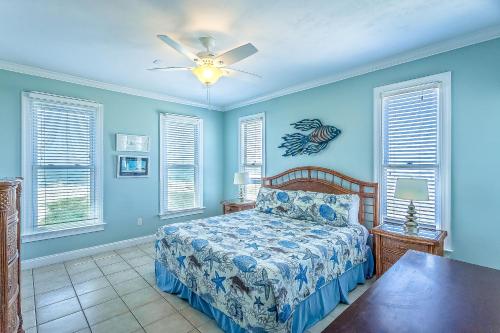 Gallery image of Lighthouse By The Sea in St. George Island