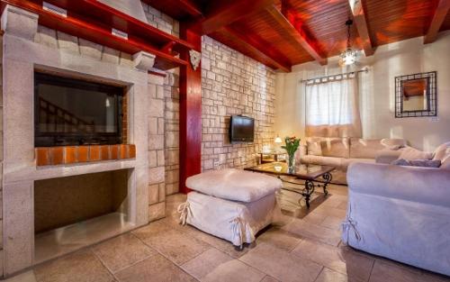 Country Villa (3642) – Photos 4